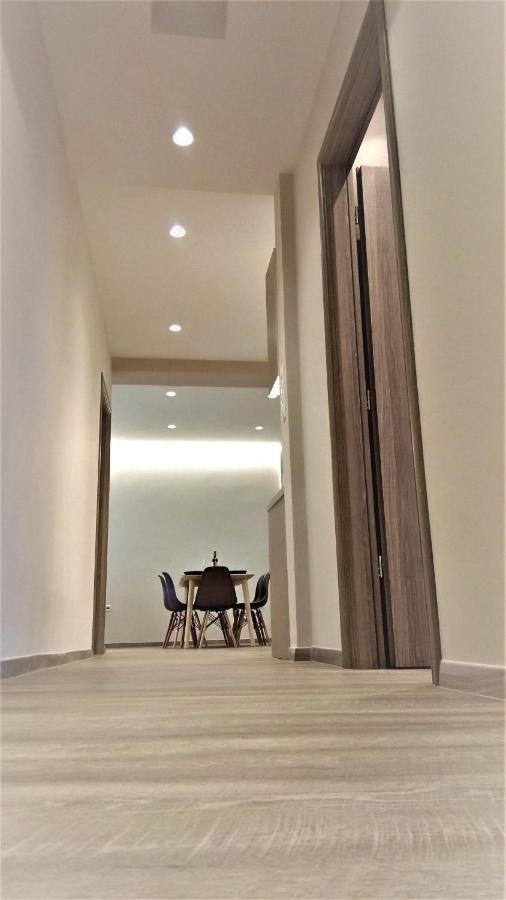 More Athens Apartments Bagian luar foto