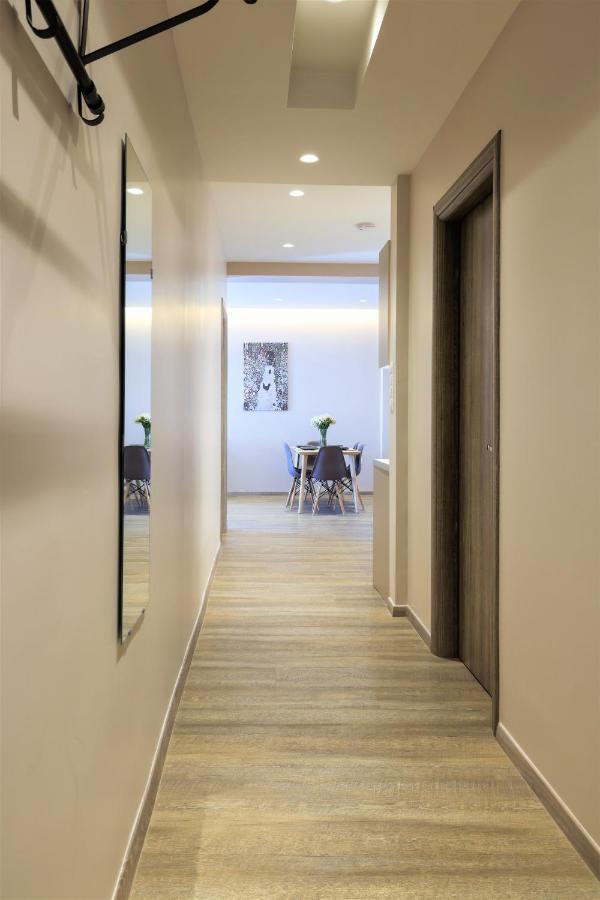 More Athens Apartments Bagian luar foto