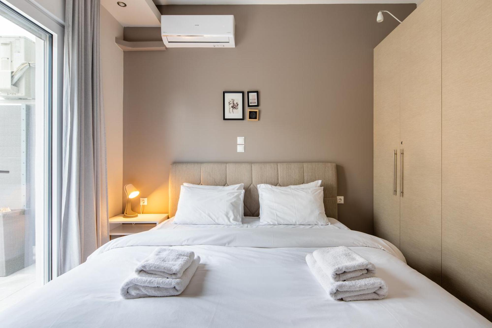 More Athens Apartments Bagian luar foto